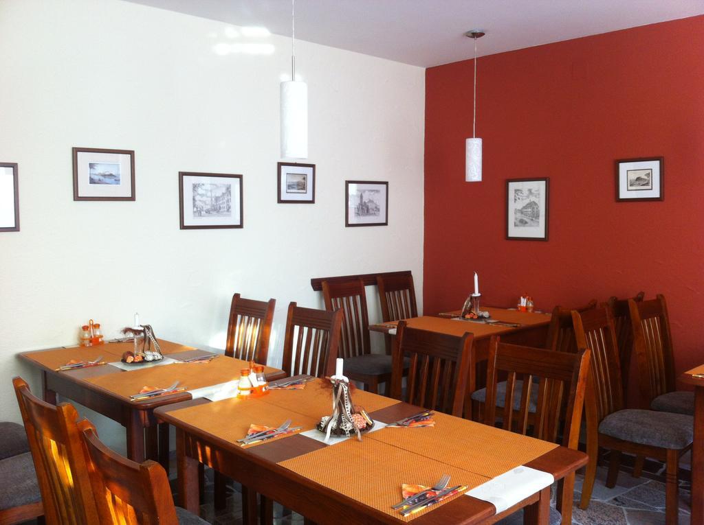 Alt Baden Apartement Dunaszekcso Esterno foto