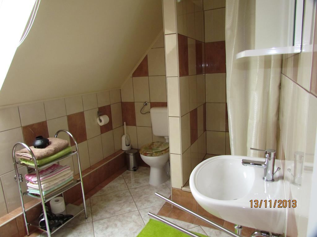 Alt Baden Apartement Dunaszekcso Camera foto